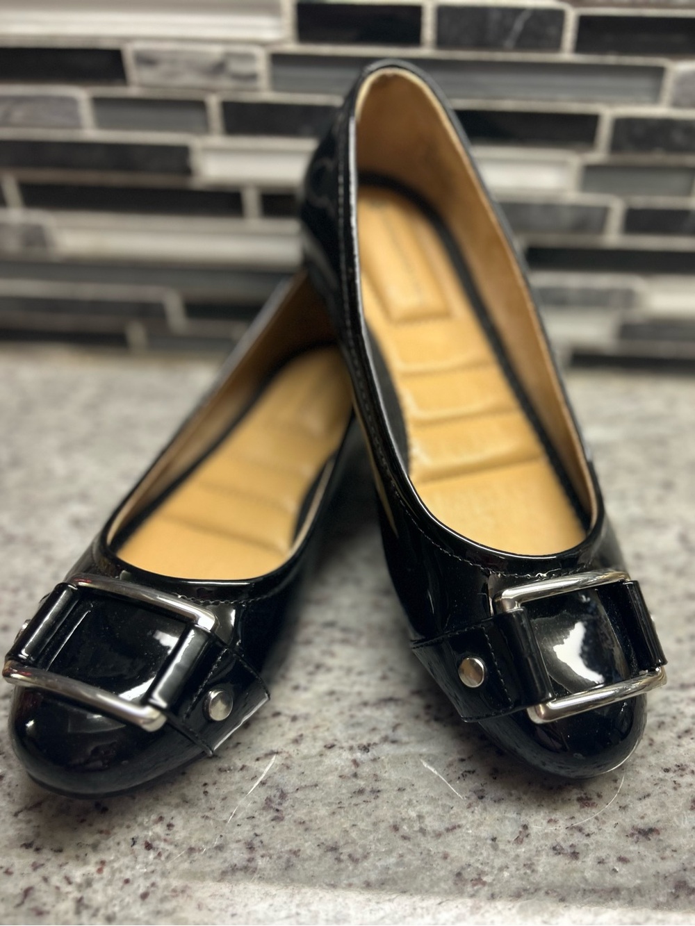 Metropolitan View Women’s Black Patent Buckle Ballet Flats size 6.5